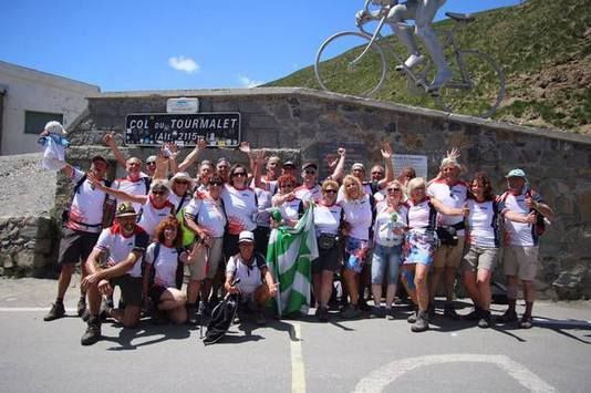 Flora_News's tweet photo. Team Westland op weg naar Tourmalet https://t.co/BEawgpKAkn https://t.co/XoJ6agA02q