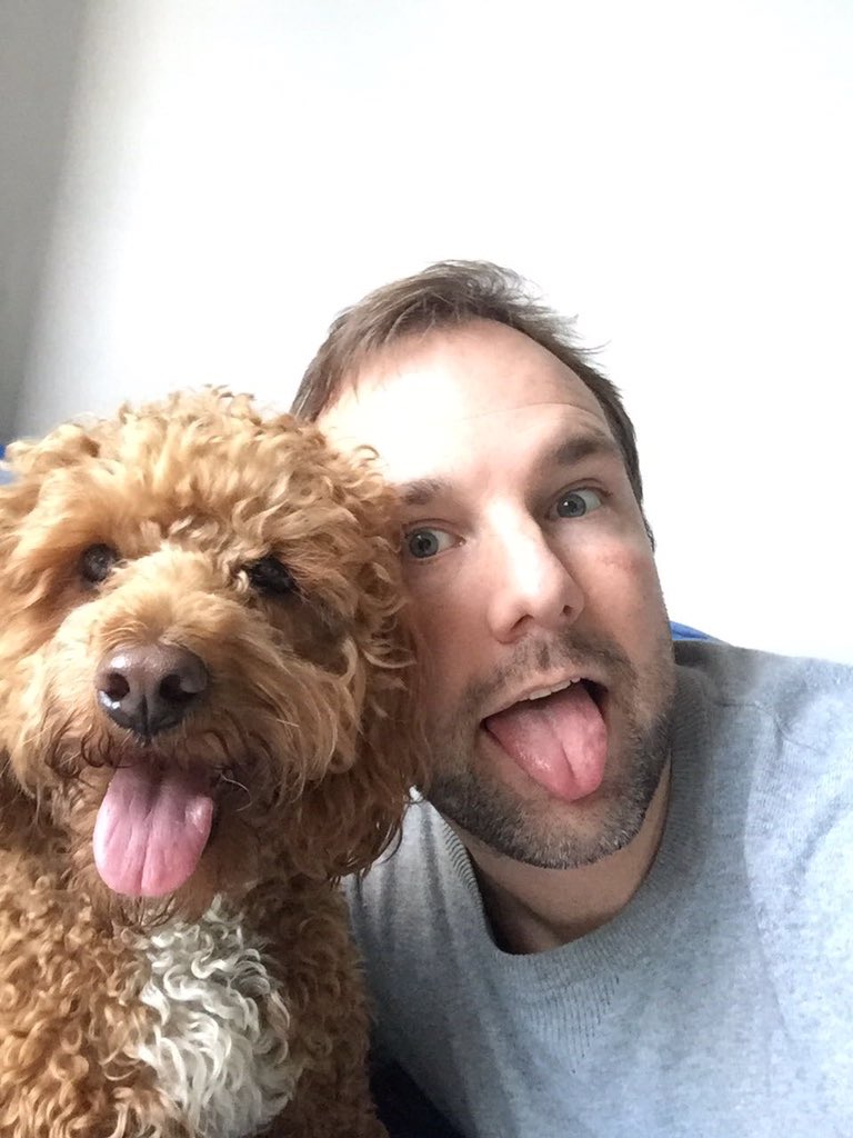 TeddyTweds's tweet photo. I'm meeeeelting! Daddy is too #hotdog #pantingpup https://t.co/JrMfIaLJv5