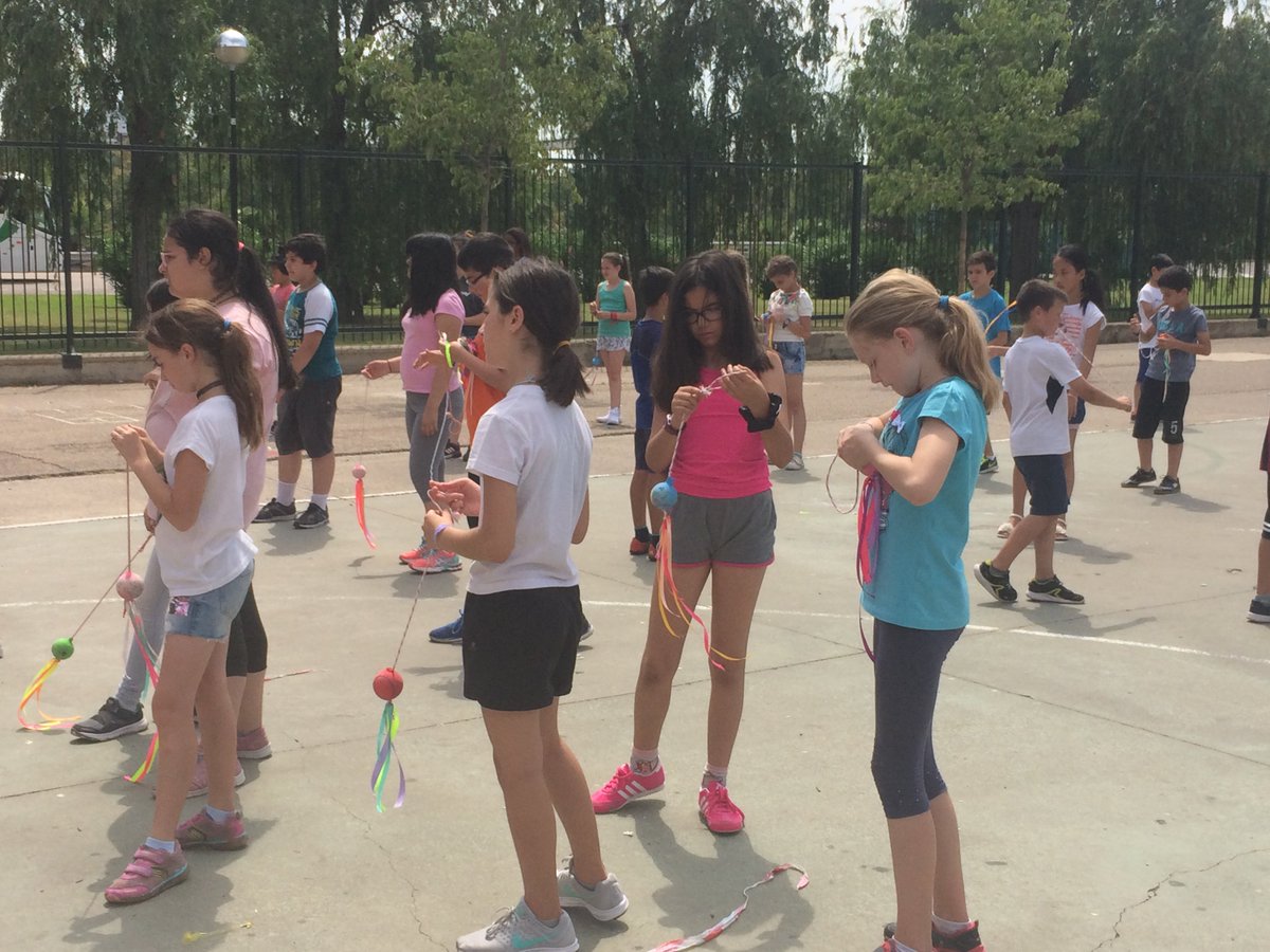 cpcortesaragon's tweet photo. Hoy hemos celebrado la fiesta de final de curso en todo el colegio. Gracias a la Asociación de Padres por vuestra organización. https://t.co/qhh0ufspcI
