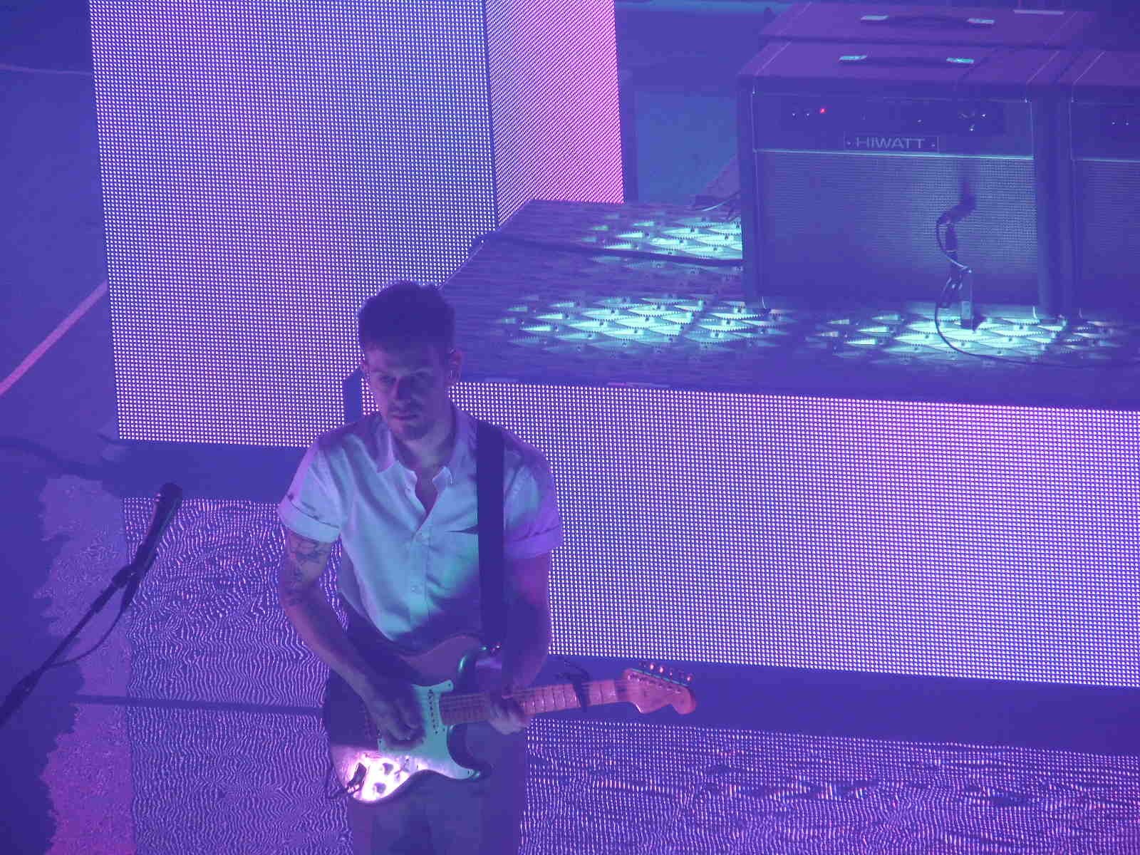 A picture i snapped of the talented bean adam hann last year. so cute and lovely, happy birthday 