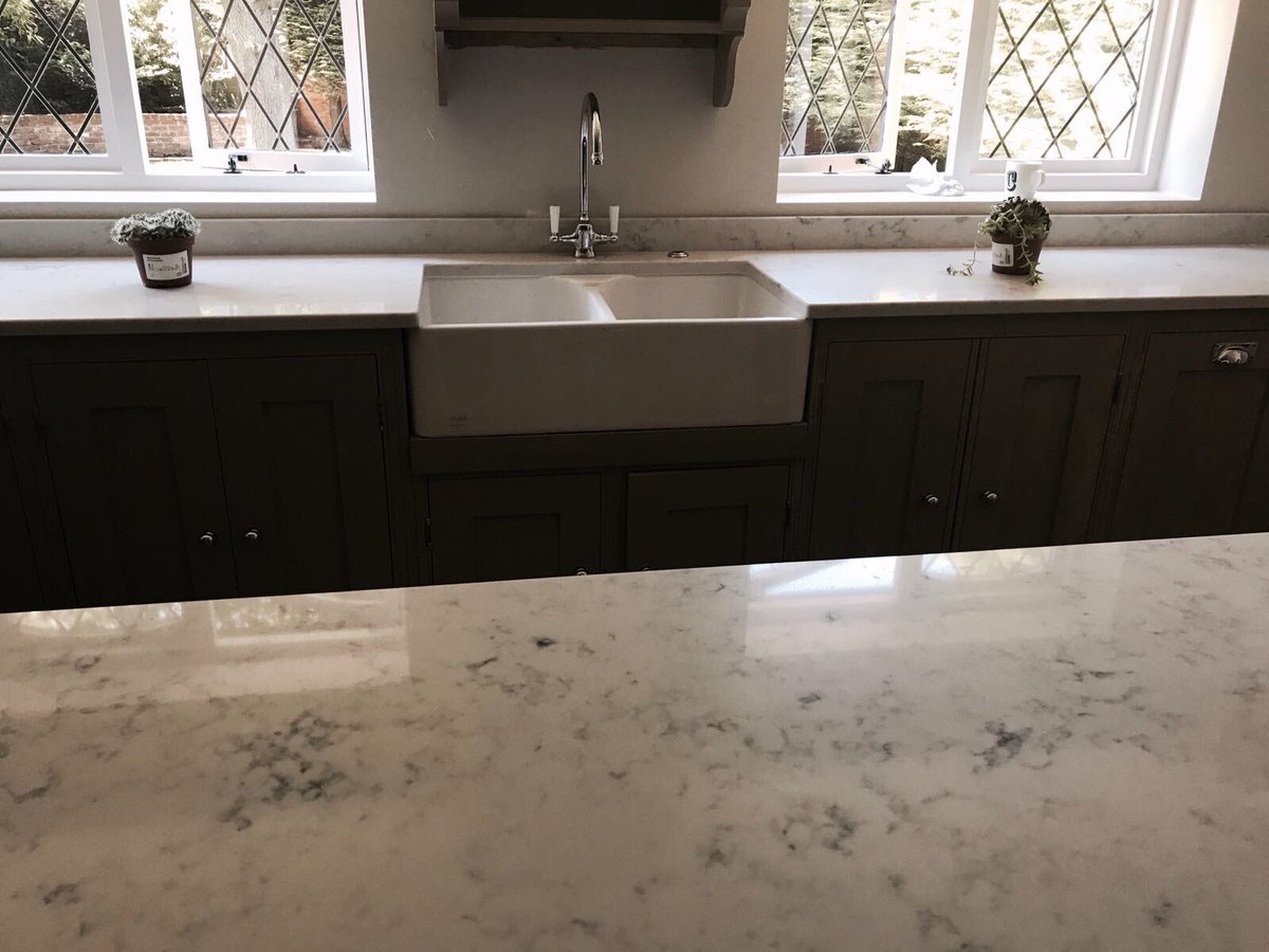 Alanmarblestone's tweet image. A completed kitchen worktop ,we can create the worktop that you want #kitchen #uktrader #quartz#worktop#granite