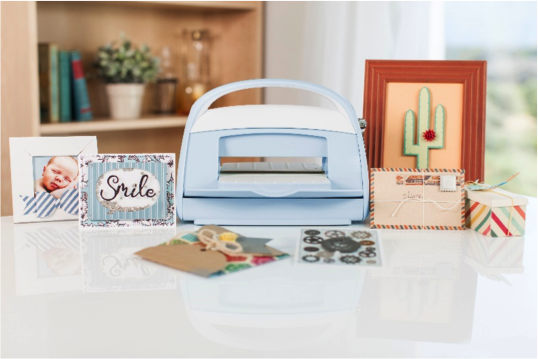 CricutUK's tweet photo. The #Cricut #Cuttlebug manual die cutting and embossing machine. Embellish your world: https://t.co/hhDrNavEyy https://t.co/wSA8taMrKV