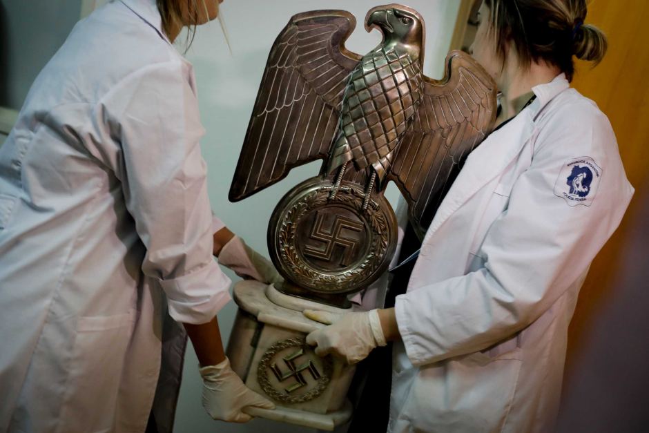 abcnews's tweet photo. 'Historic' Nazi collection found in Argentina could offer 'irrefutable proof' of top leaders' escape https://t.co/tZm5vd77AQ (Pics:AP) https://t.co/OZoXdc7kHa