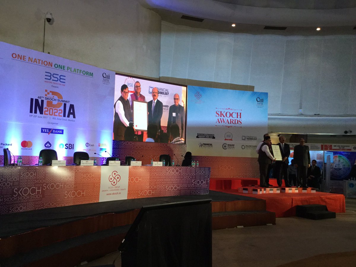 bora_archana's tweet photo. Banker of the year awards @aruntiwari_011 @UnionBankTweets @skochgroup @SkochSameer #48thskochsummit #skochawards @BSEIndia https://t.co/d7NqBKrAXx