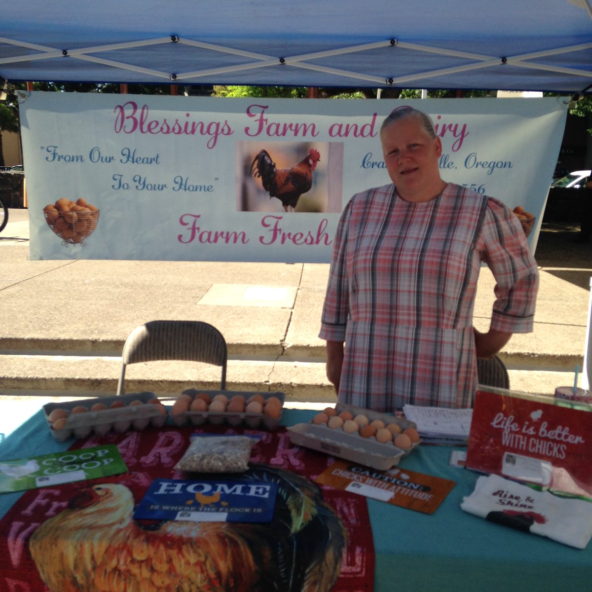 What’s for dinner this week? Blessings Farm is here to help you decide. 8th &amp; Oak St till 3pm. #whatsfordinner #dwntwneug