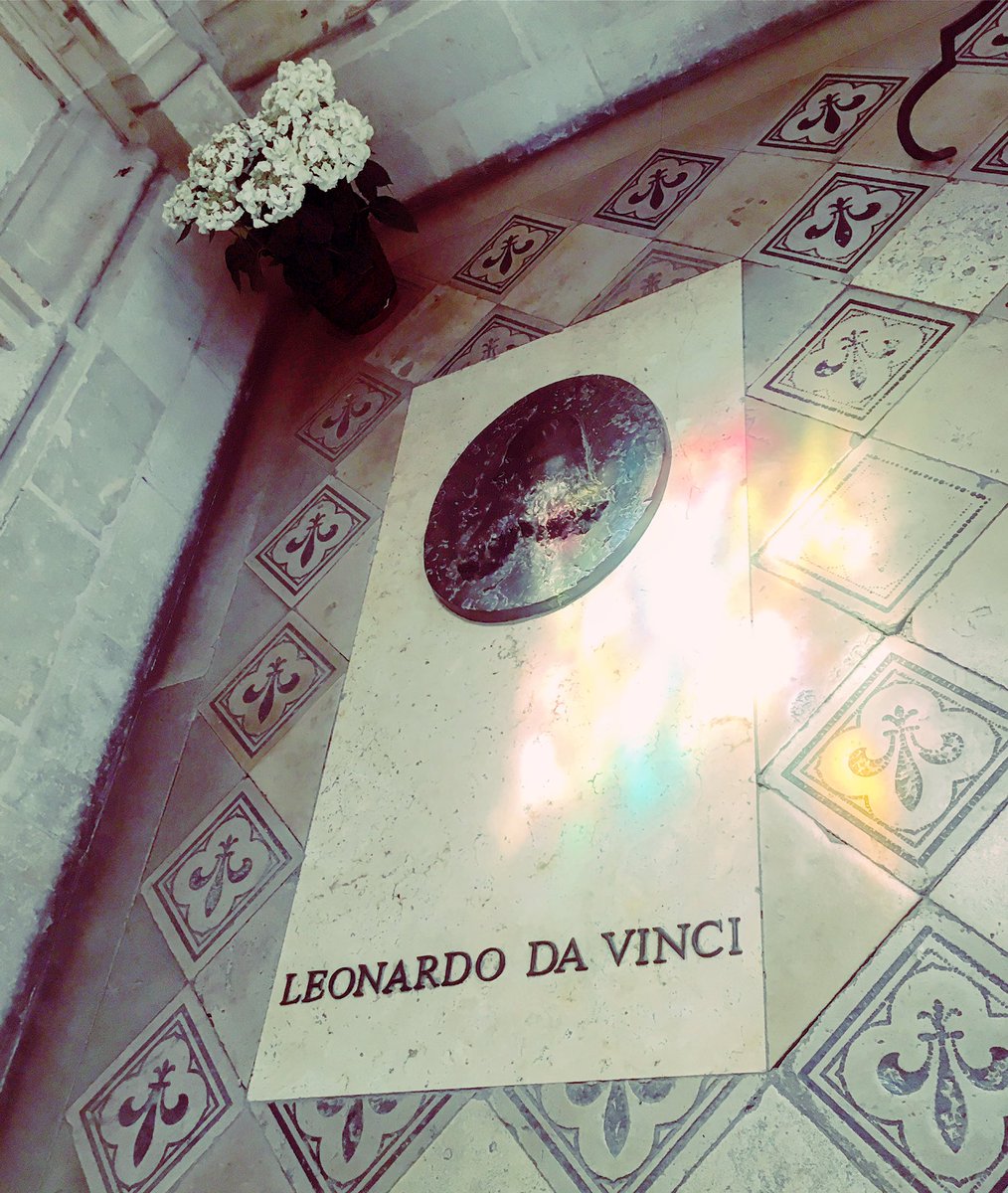 CeciDaffinoti's tweet photo. Leonardo Da Vinci 🎨 #tumbadedavinci #francia https://t.co/km3zu9TDsQ