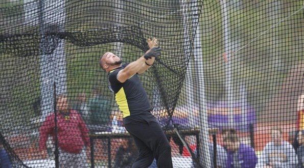 Dusty Sloan βοΈ π¦
(@audustysloan) on Twitter photo A summer #EagleNation Spotlight, this one on new <a href="/AUTrackField/">AU Track & Field</a> assistant coach @_CrayonJCrayon_! goashlandeagles.com/sports/track/2β¦ A summer #EagleNation Spotlight, this one on new <a href="/AUTrackField/">AU Track & Field</a> assistant coach @_CrayonJCrayon_! goashlandeagles.com/sports/track/2β¦