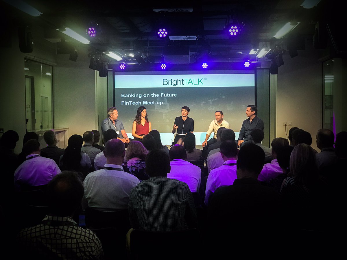 AnnaB_Tech's tweet photo. 'Don't do it in a sandbox, or in a lab. Do it for real. Find a path to your new operating model' @gonickwhite @finkit
#BankingonData https://t.co/VrUz182B4F