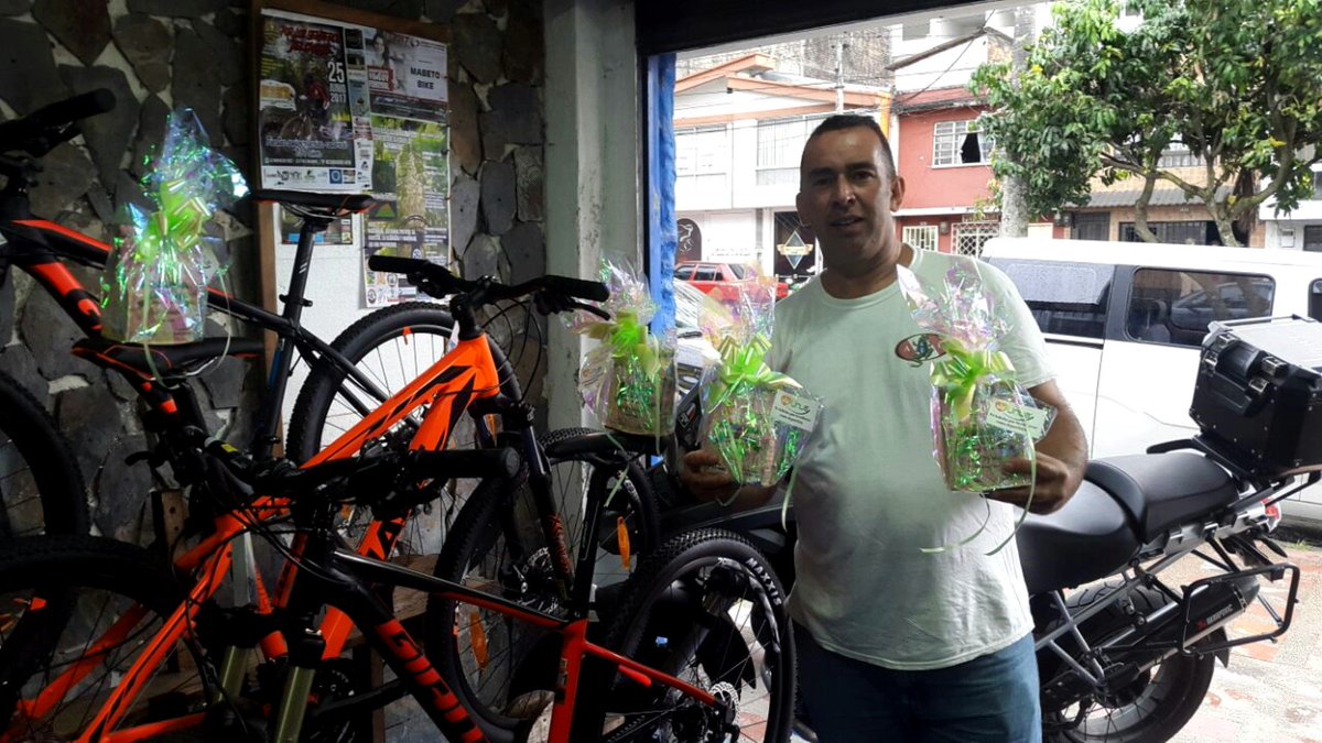 UNUAPRODUCTS's tweet photo. #UNUA #MORINGA, APOYANDO A LOS DEPORTISTAS. https://t.co/JEkrrdOD8d