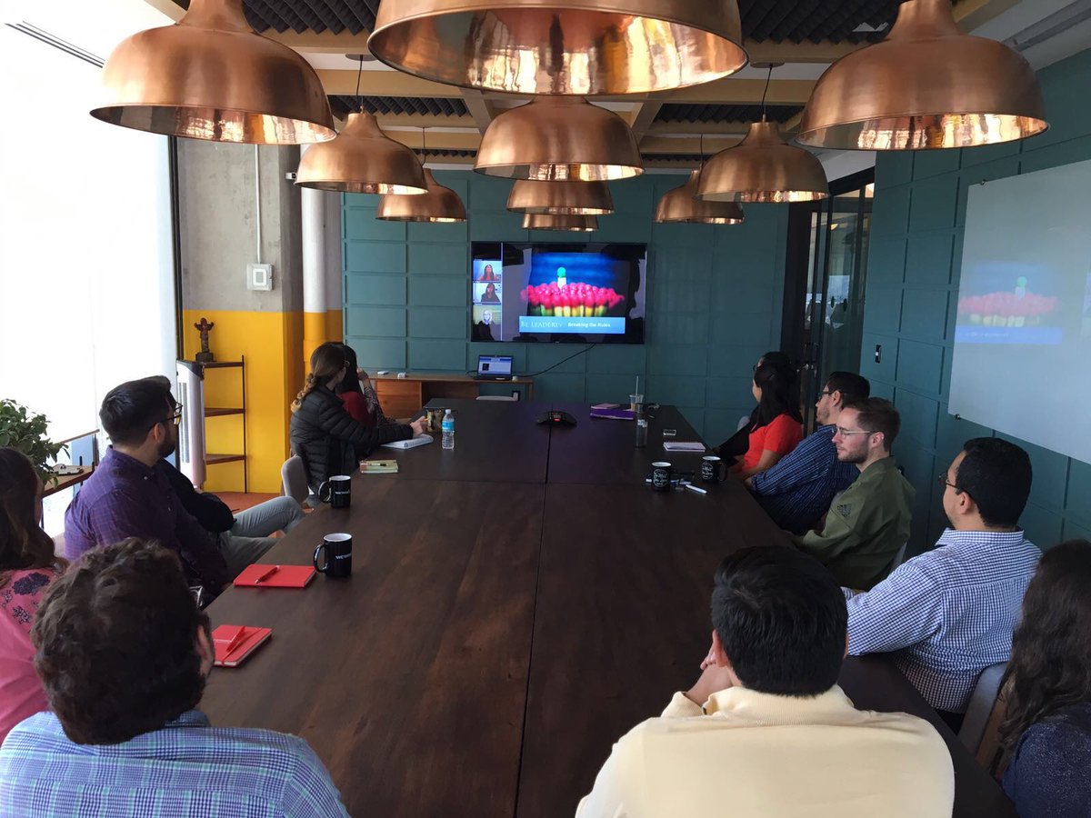 miguelyapur's tweet photo. @BeLeaderly @lizcentoni @Jo_Miller Happy to join #ExpediaInc #MexicoCity office https://t.co/oO6aVvv28D
