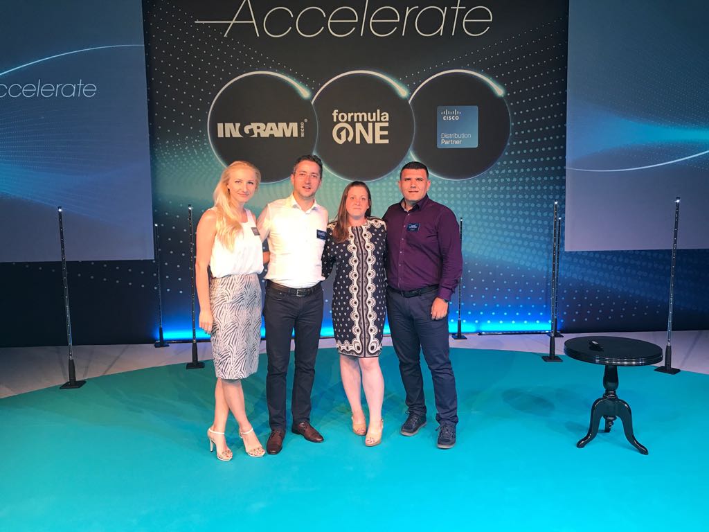 IngramMicroRo's tweet photo. #imaccelerate17 #day1 #FormulaOne in Alicante. Insightful numbers, innovation and wonderful community engagement. Great event @naudo_natalie https://t.co/pEjw4D6hSC