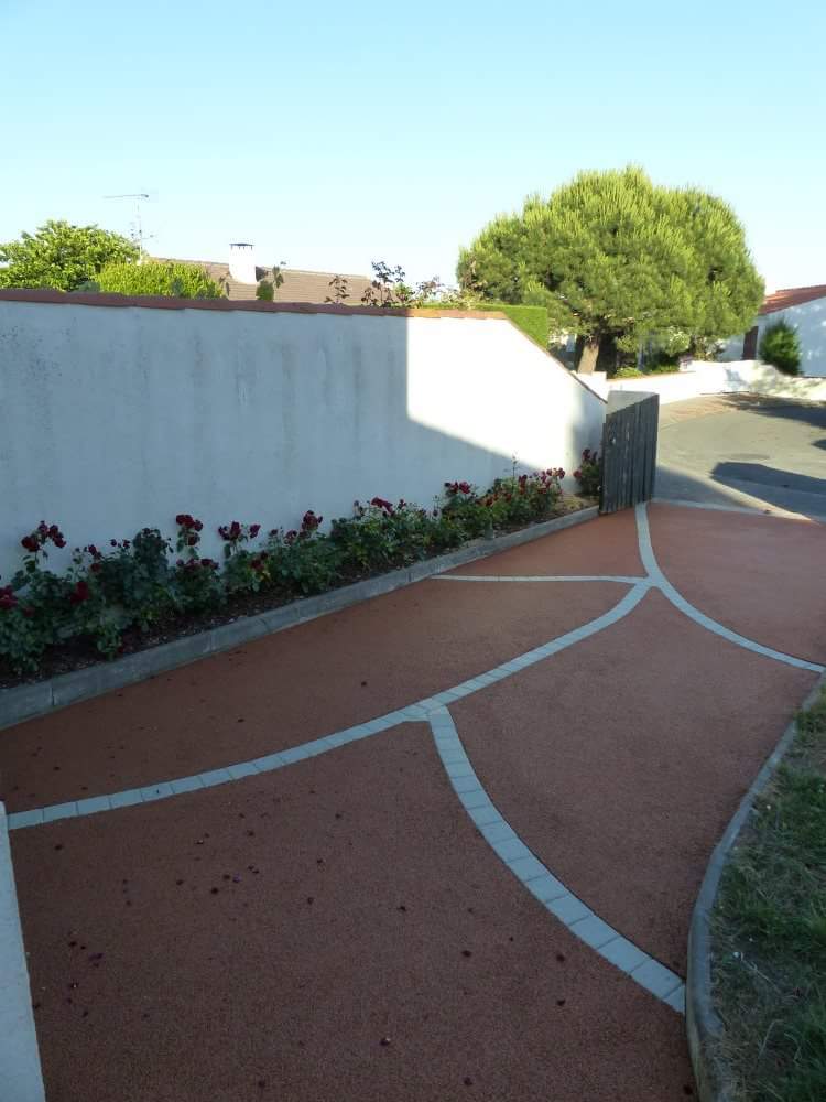 BenoteauSarl's tweet photo. Béton poreux de couleur marron pavé tuffeau @senechal_edycem @Edycem_Beton https://t.co/XYAukOYNsx