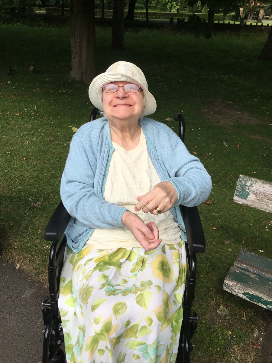 BankHall_care's tweet photo. Residents enjoyed a lovely morning in the sunshine at Thompsons park #hotweather https://t.co/myYgKevWbQ