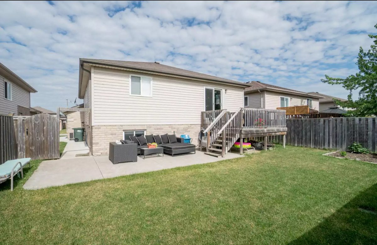 New listing in South Windsor!! Great property, offers anytime. 

dangemus.com/listings/4832-…