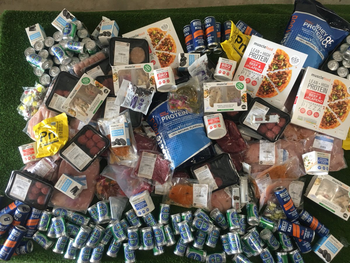 IT'S BIRTHDAY WEEK - WIN BIG - AND WE MEAN BIG 

#Retweet, Follow and Tag a friend for your chance to win ..  

goo.gl/7cY4Pg