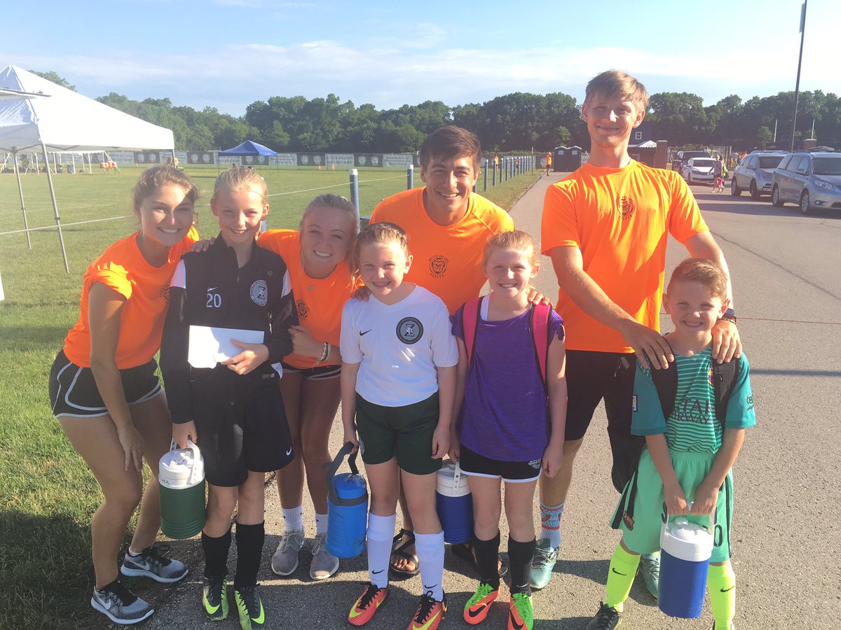 BUSoccerCamp's tweet photo. Yesterday was a great day one to our week! Dribbling day! Mastering the ball! https://t.co/IGoV9gwpZI