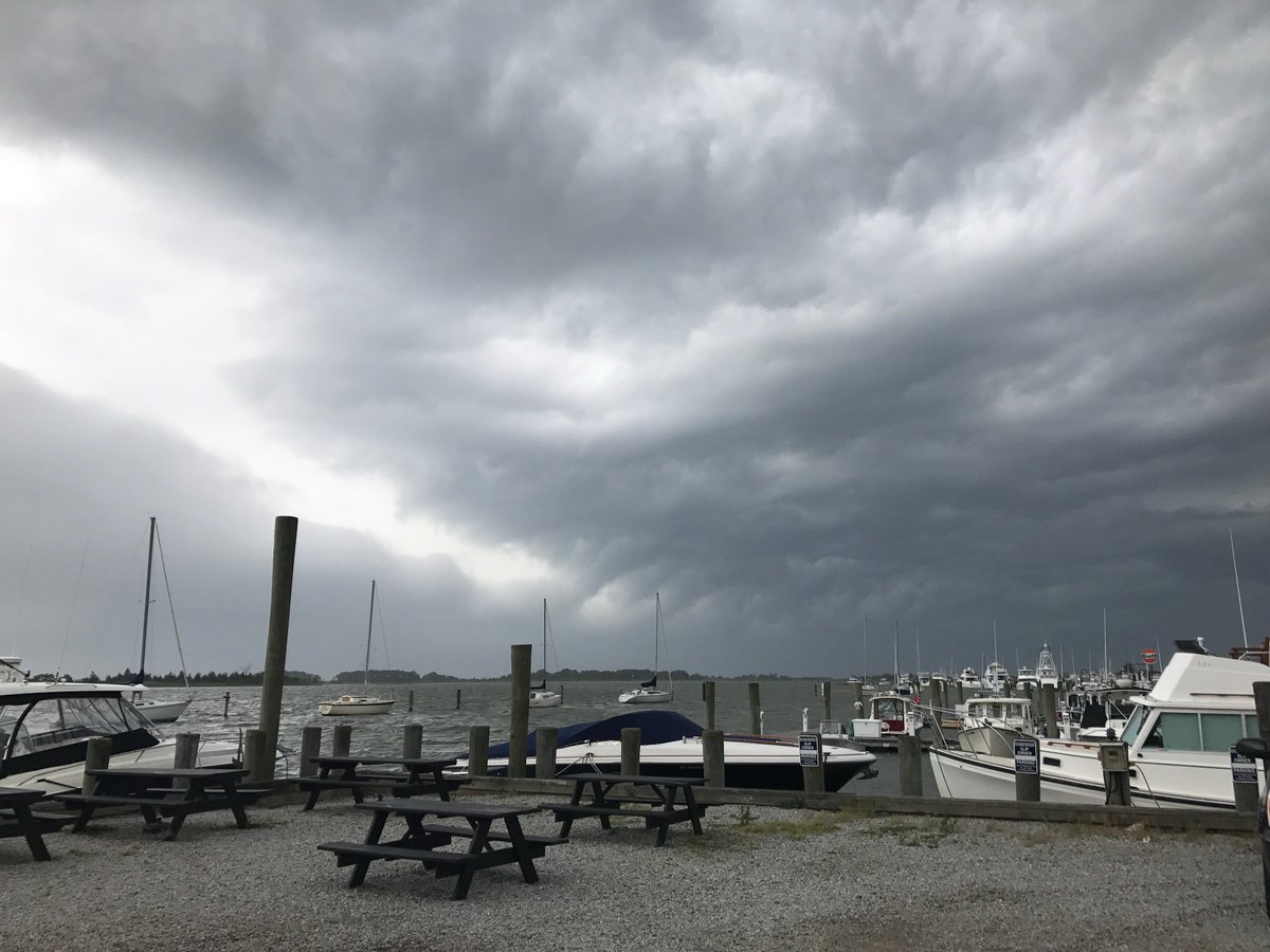 ShanksClintonCT's tweet photo. Storm views from our deck last night..NOW looking forward to some sunshine #ctshoreline #views #visitCT #summerbucketlist https://t.co/2xBxAax8Xm