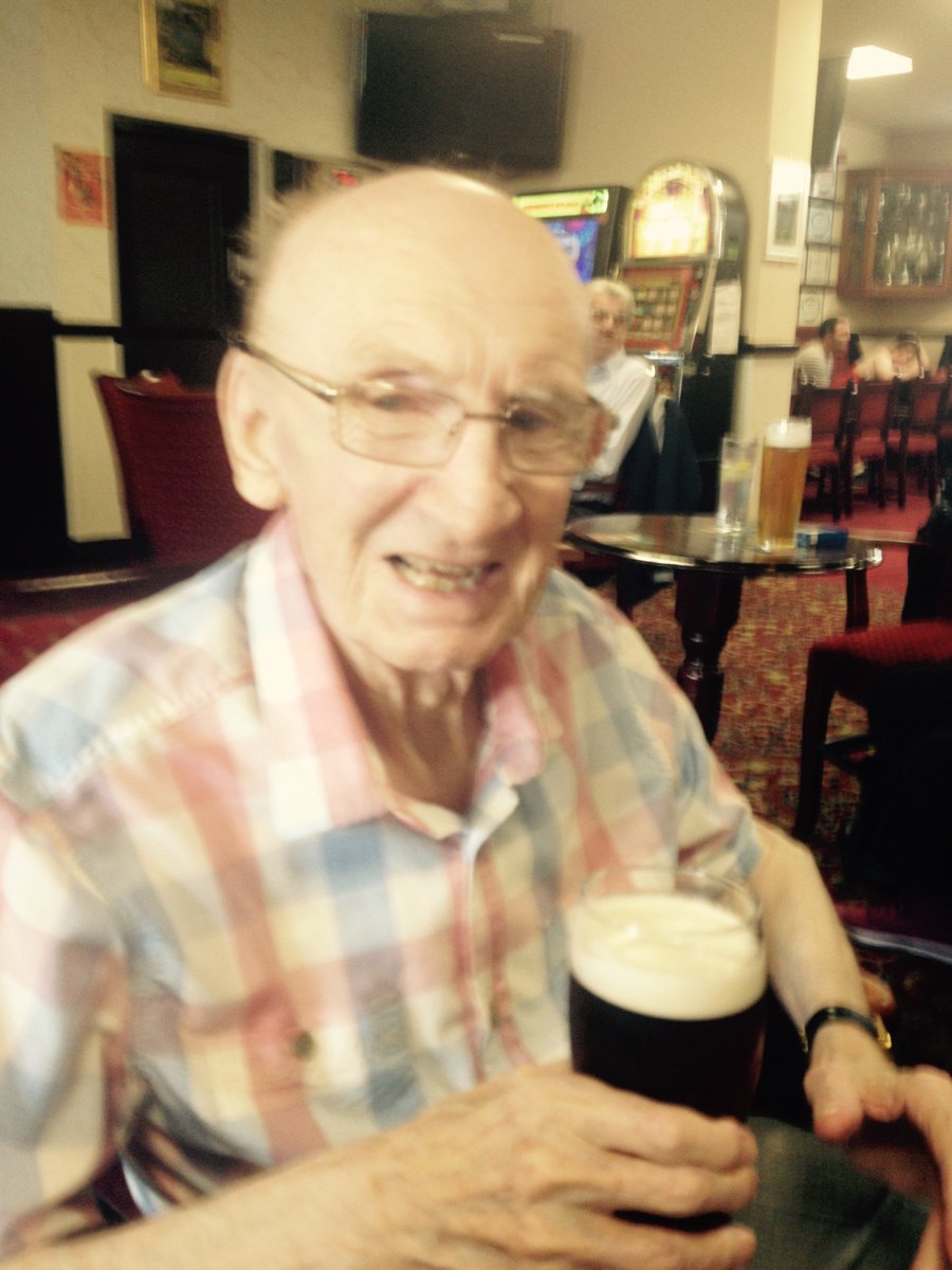 BankHall_care's tweet photo. #FathersDay2017 residents enjoying a Father's Day treat at Burnley miners https://t.co/aDxCQgr5i1