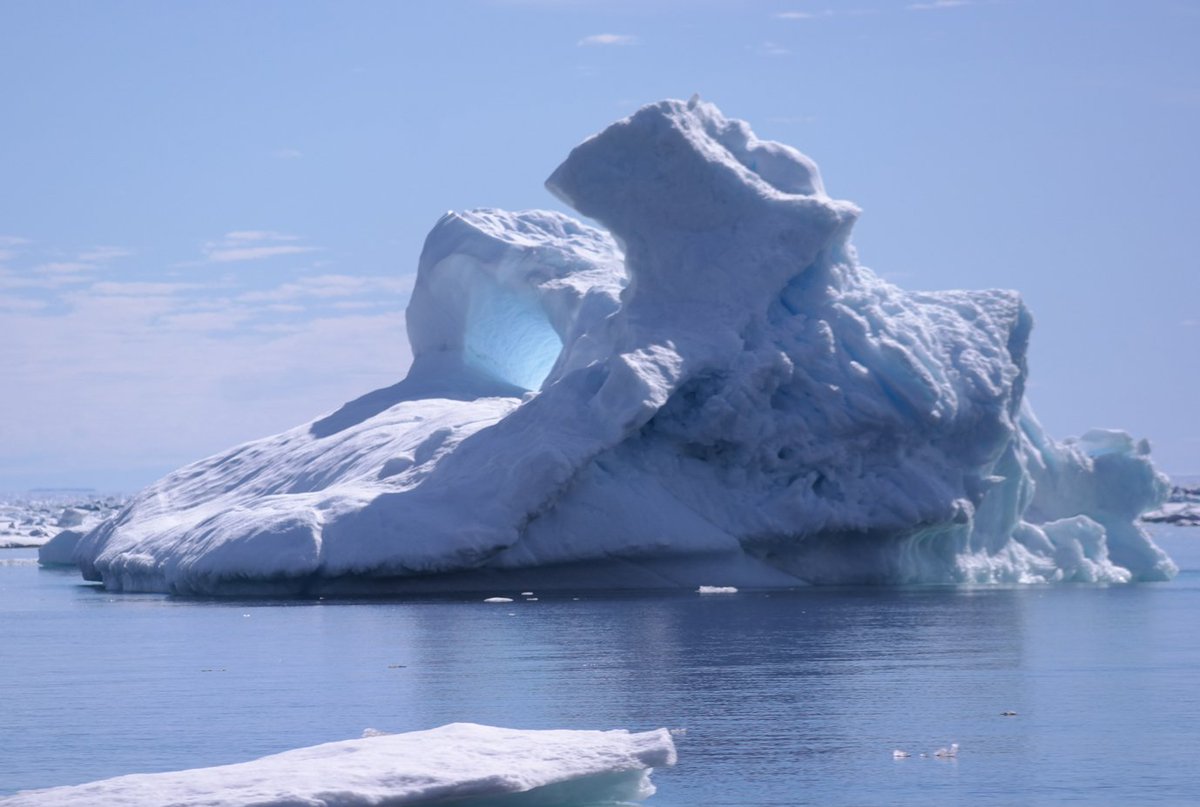 PeterCruttenden's tweet photo. Ice off Ammassalik Island, South East Greenland 15 June 2017...... https://t.co/oy4z9s9FUI