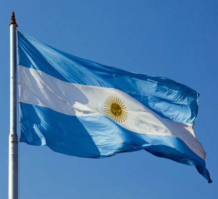 Feliz Día de la Bandera! Trabajemos en profundizar la soberanía que nuestra Bandera representa.