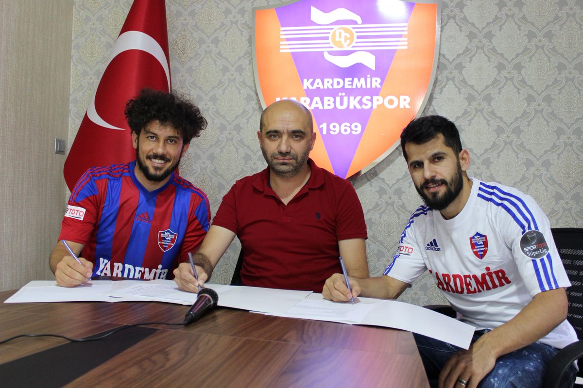Karabükspor, iç transferde Kerim Zengin ve İlhan Depe ile 2 yıllık sözleşme imzaladı..