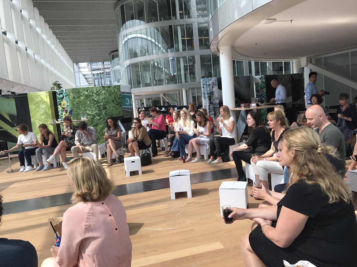 MirBoersma's tweet photo. There you go @TvanBerckelaer #unigma #abnamro #ebstories17 https://t.co/z9VeUi61yx