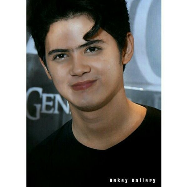 Aliando Syarief <a href="/alysyarief/">Aliando Syarief.</a> 😊😊😊