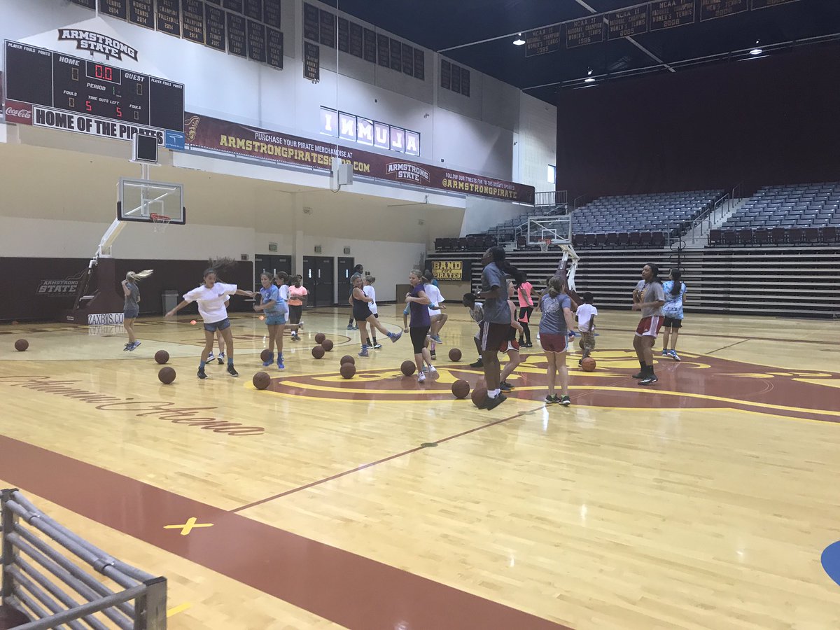 ArmstrongBball's tweet photo. Camp fun! #RememberThePirates https://t.co/gDSFpKMlIz