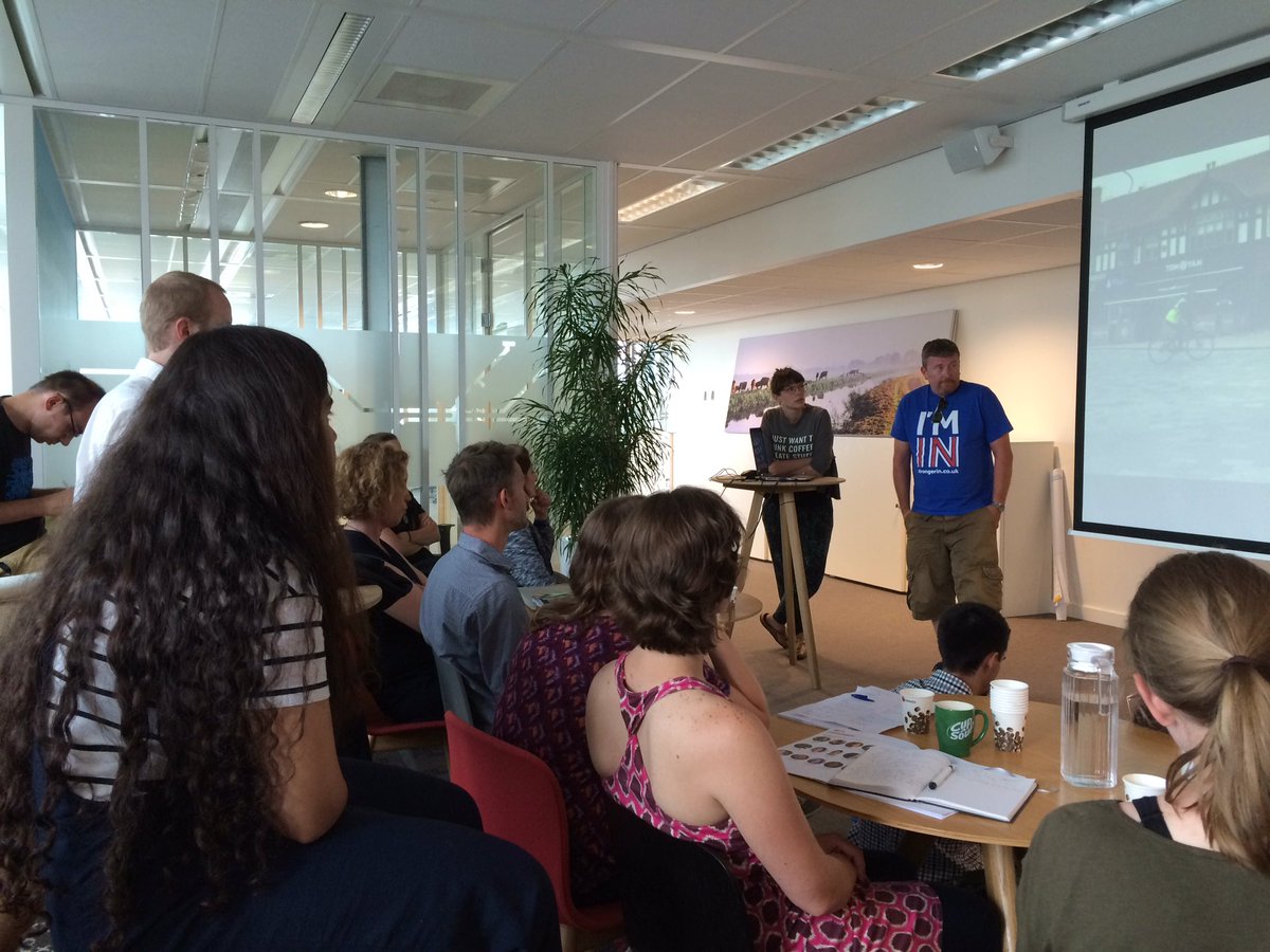 hille_be's tweet image. #PCCAMS students from all over the world learning&amp;amp;sharing about cycling standards in #amsterdam #drehdeinestadt