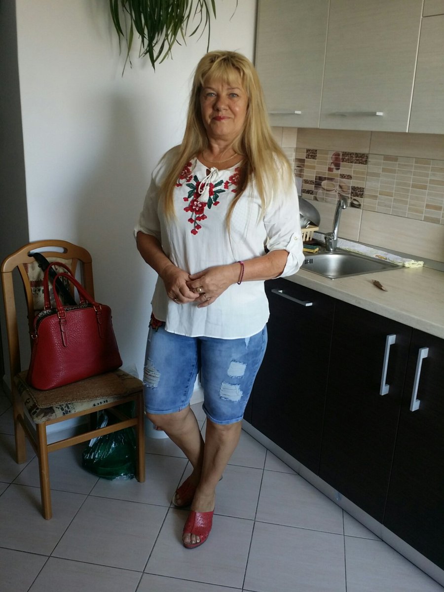 Agnesa Lobo (@maricicavoina) on Twitter photo 