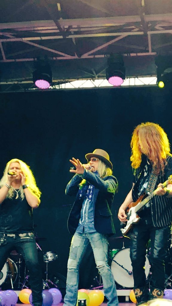 anderssonmarten's tweet photo. #MartenAnderssonGroup
#Orminge #Orminge50 #ormingekarnivalen #outsidefestival #MartenAndersson #martenanderssonbass https://t.co/fUVj8KdKHF