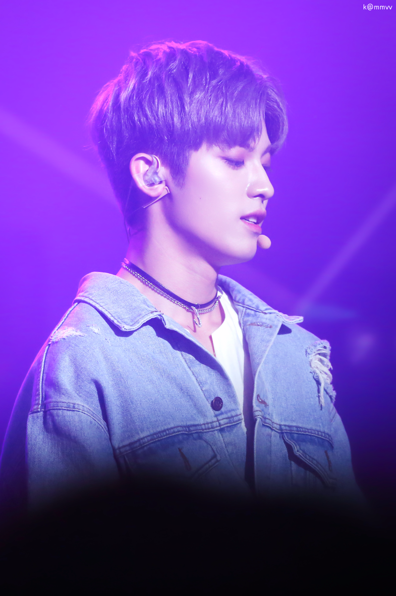 k_mmvv's tweet photo. 170612 붐 스테이지 
#투포케이 #24K #진홍 #Jinhong @24K_JinHong 
#ADDICTION #너_하나면_돼 #ONLY_YOU https://t.co/3AlPcfT4LD