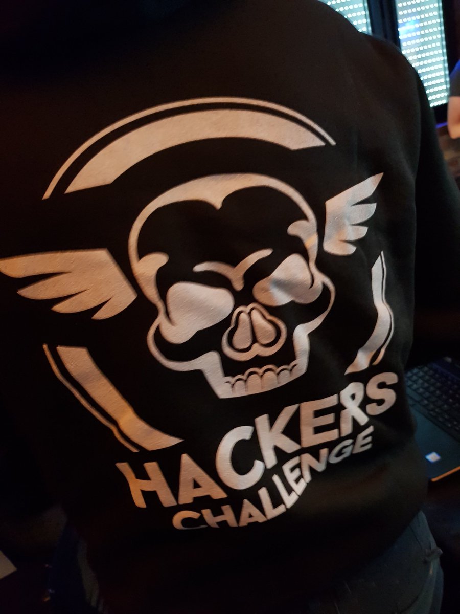 zataz's tweet image. Encore 2h pour gagner l&apos;un des 5 sweats  #HackersChallenge avec le #concours @zataz #zataz - suffit de retweeter @radware @CiscoFrance