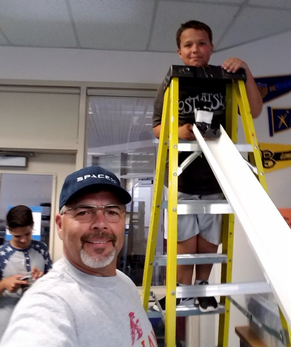 #PUHSDMAKERCAMP instructors Mr Butler <a href="/MathButler/">Jedidiah</a> Mr Ashley @AshleyMSJC5 Mrs Argeullo <a href="/ArguelloRamirs/">Sandra Arguello</a> and myself. Awesome job guys! <a href="/puhsd/">Perris Union HSD</a>