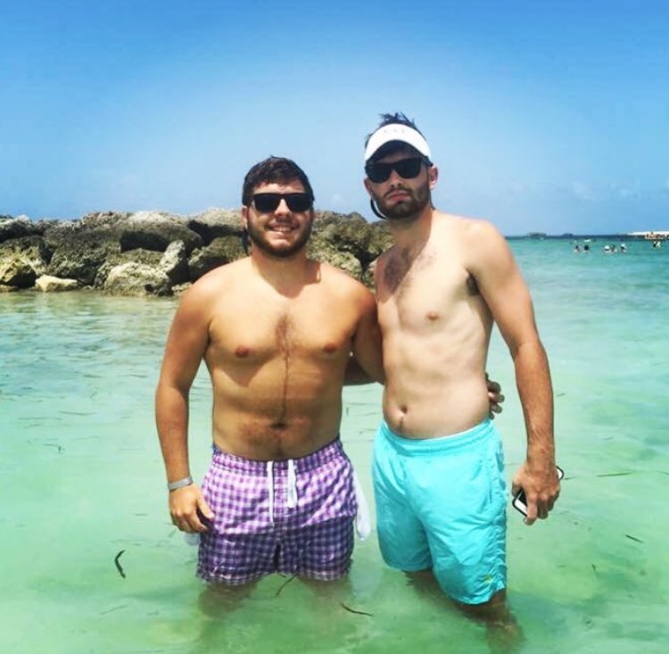 SAE_KyGamma's tweet photo. This weeks #TrueGentlemanTuesday goes to Mr. All-State himself, @peytoncase4! Peyton is a biomed major and is the @moreheadifc President. https://t.co/whmsVOMqaz
