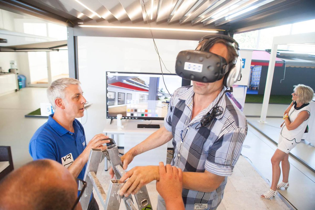 StobagBeNeLux's tweet image. Our colleagues in Austria also use Virtual Reality. With this new technology, you can explore the world of #STOBAG and be inspired in 3D.