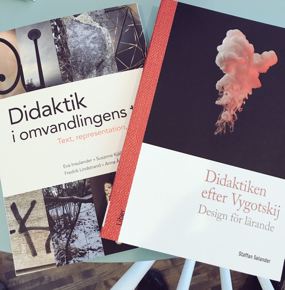 annaakerfeldt's tweet photo. Inte bara en utan två böcker om didaktik! #didaktik #designsforlearning #designförlärande https://t.co/rmgBAoMyHT