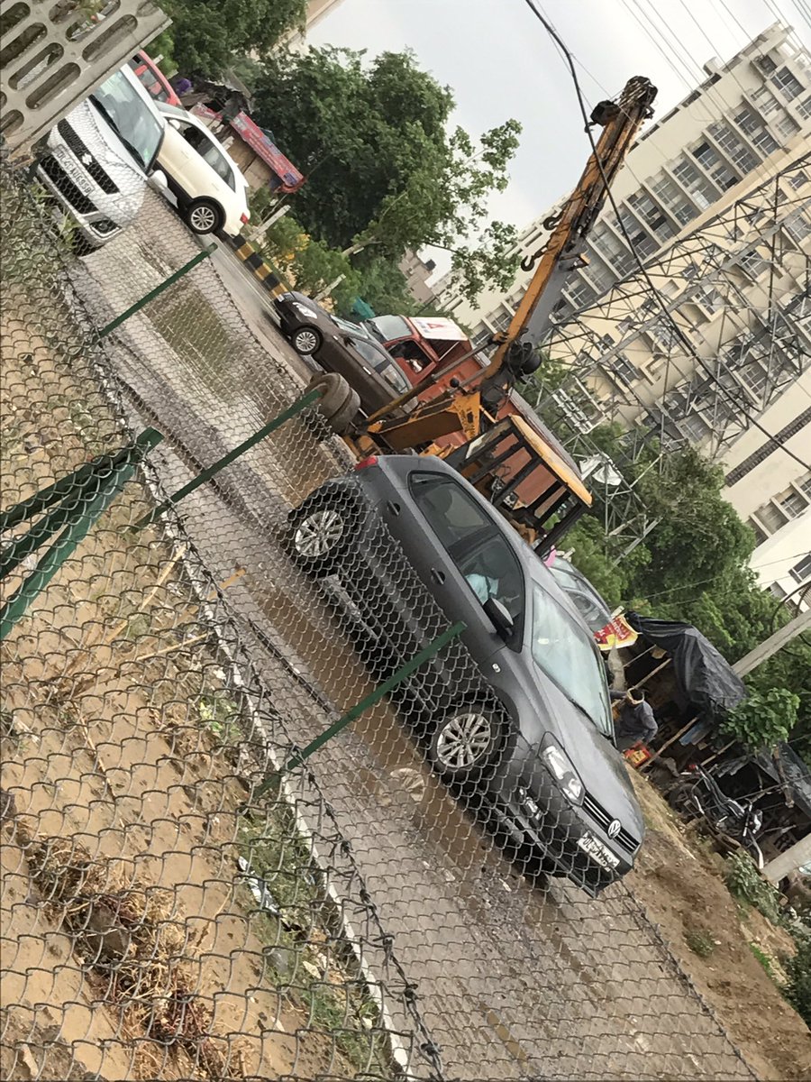 thepranavkumar's tweet photo. @yashpalmurar 
Sir, Road condition is very poor at St. Xavier xing on Golf Course Extn Rd.
@uptownrwa @bagishjhaTOI https://t.co/KxDmwfMKT6
