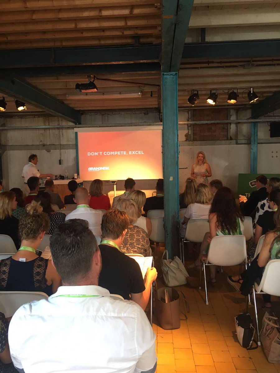 #NIMAMD  presentatie #Brandnew #dontcompeteexcel #branddesign