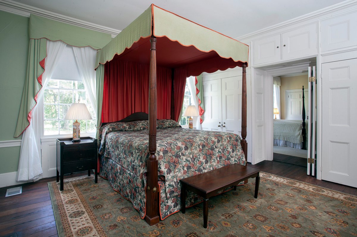 natcheztracebb's tweet photo. Linden B&B - Natchez, MS #antebellum home circa 1790
-> https://t.co/B2fjb0QGS7
#natchez #bedandbreakfast #springpilgrimage #natchezms https://t.co/tfo1Xup3AV