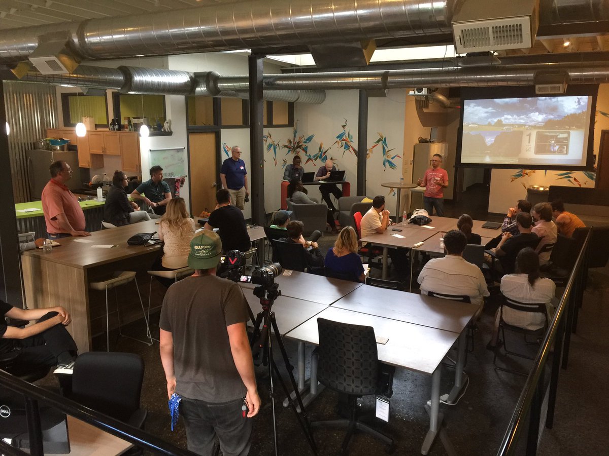 codecityco's tweet image. @gpowelldesign speaking to #codecity @seedcowork
