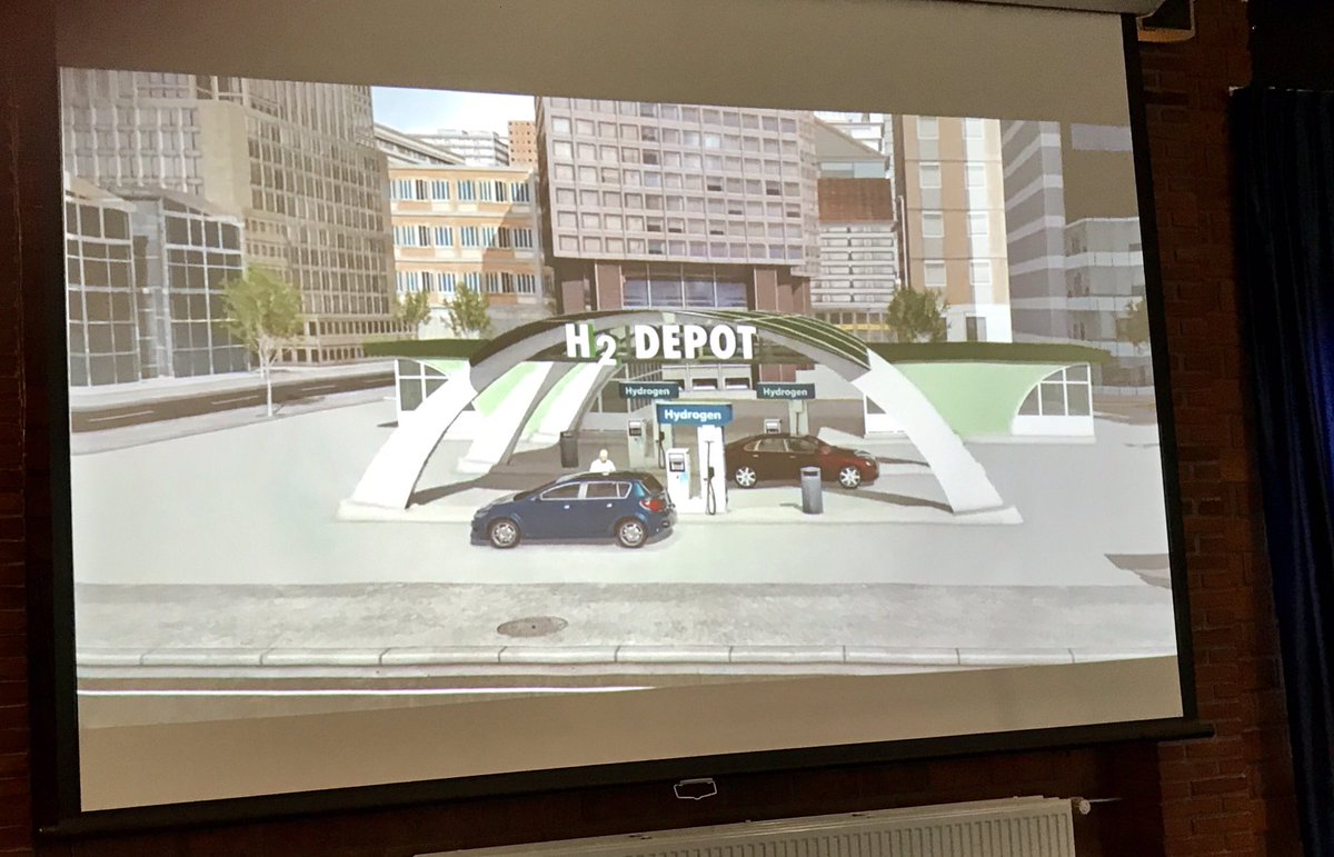 Speciaal bezoek van <a href="/HansaGreenTour/">Hansa Green Tour</a> aan congres <a href="/SBEemsdelta/">SBE</a> . Interesse in #GroeneWaterstofEconomie <a href="/advanwijk/">Ad van Wijk</a> <a href="/NIB_NNL/">NIB</a> <a href="/provgroningen/">Provincie Groningen</a>
