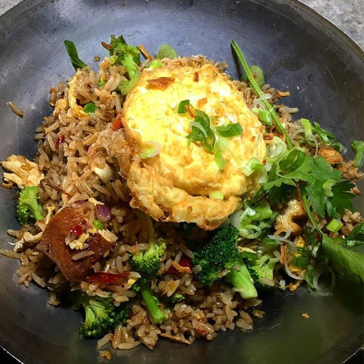 @whatkbeats   thanx for stop by at laut. Hope to see you again soon.
#authentic #original #funfood #dessert #datenight #malaysianrestaurant