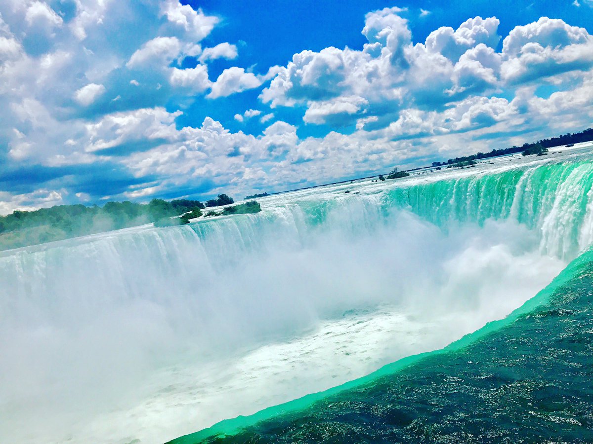 Amelie_Officiel's tweet photo. 😍😍😍 #beautifulview #canada🇨🇦 #Otario #chute #amazing #niagara  #niagarafalls https://t.co/p6YnUD0qEM