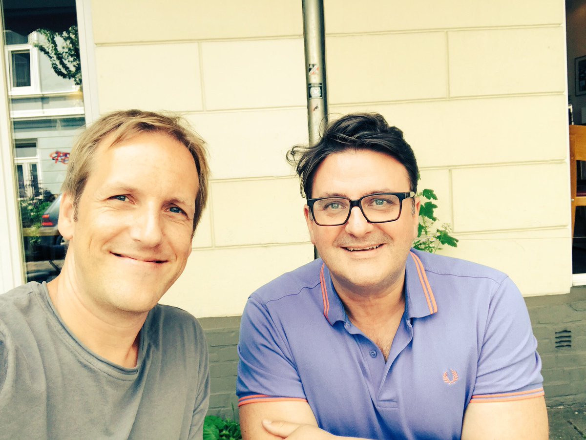 Wird TV wie es heute ist überleben? Mein gemütlicher Mittakstalk mit dem Twitterchef in HH gerade.
<a href="/tdb/">Thomas de Buhr</a>