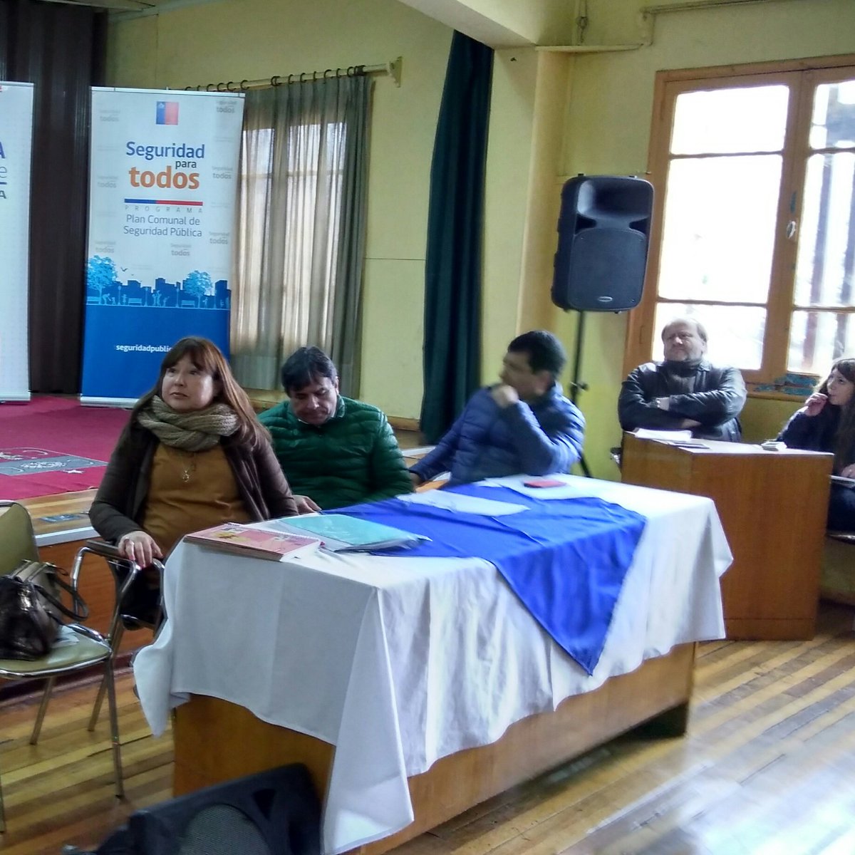 DPPQuillota's tweet image. Gob @CesarBarraGober participa en sesión de Consejo Comunal de Seguridad Pública De Quillota con @Carabdechile @PDI_Valparaiso y comunidad