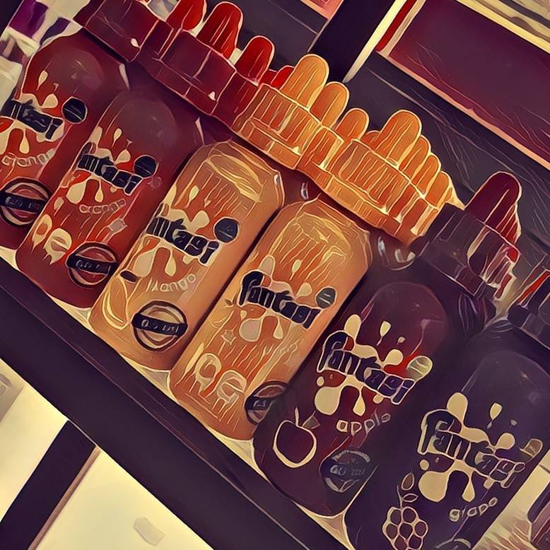 VapeGardenUK's tweet photo. Fantasi now in stock! Ice, ice, vape me 💨💨 #makecloudsnotwar #vape #vaping #vapeliquid #fantasi #menthol #summervaping #coolvape #vapefam https://t.co/AgvE9RPayT