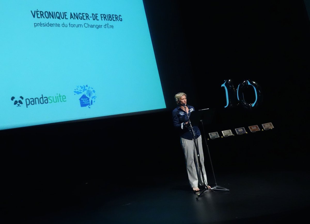 lecubegarges's tweet photo. Les 10 ans de @LeCubeCNE #Laboappli témoignages de Carine Dartiguepeyrou et Véronique Anger-de Friberg @changerdere https://t.co/1KpEO5Hpiu
