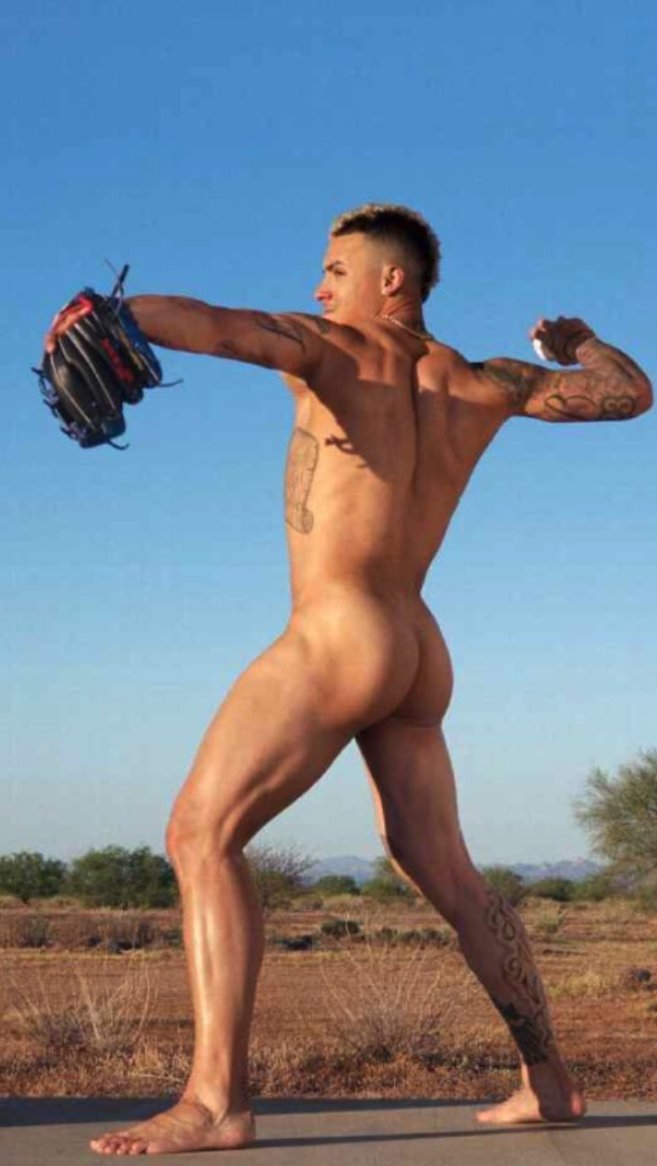 The Javy nudes have arrived.