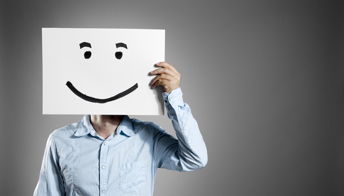 PsychScience's tweet image. Familiar Faces Look Happier Than Unfamiliar Ones bit.ly/2tJDDSX [@timothyfbrady, Evan Carr, Piotr Winkielman] #faceperception